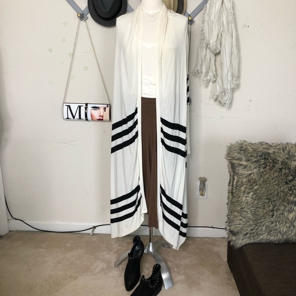 Forever 21 Open Front Shawl Cardigan - Picture 1 of 8